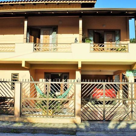 Casa 02 Dorm Na Rua Salmao Villa Bombinhas Eksteriør billede