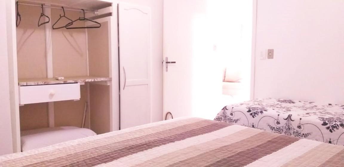 Casa 02 Dorm Na Rua Salmao Villa Bombinhas Eksteriør billede